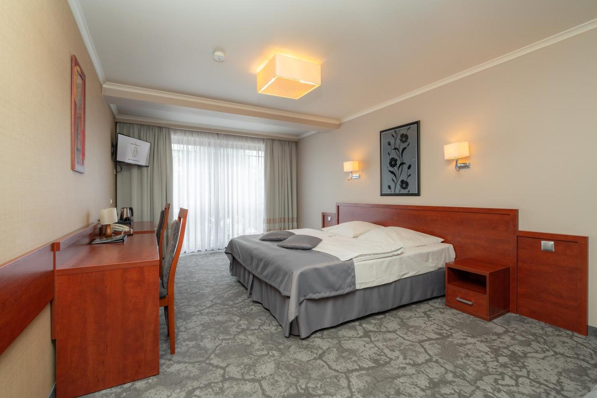 Hotel Badura Wadowice Eksteriør billede