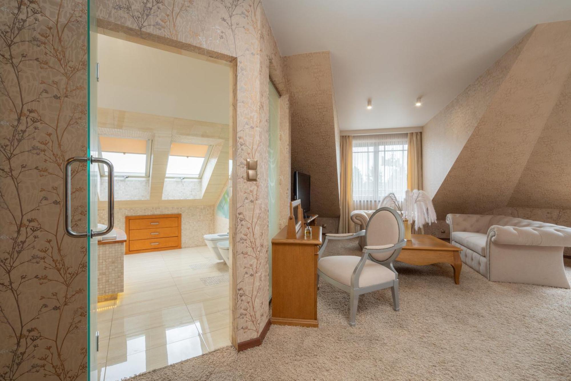 Hotel Badura Wadowice Eksteriør billede